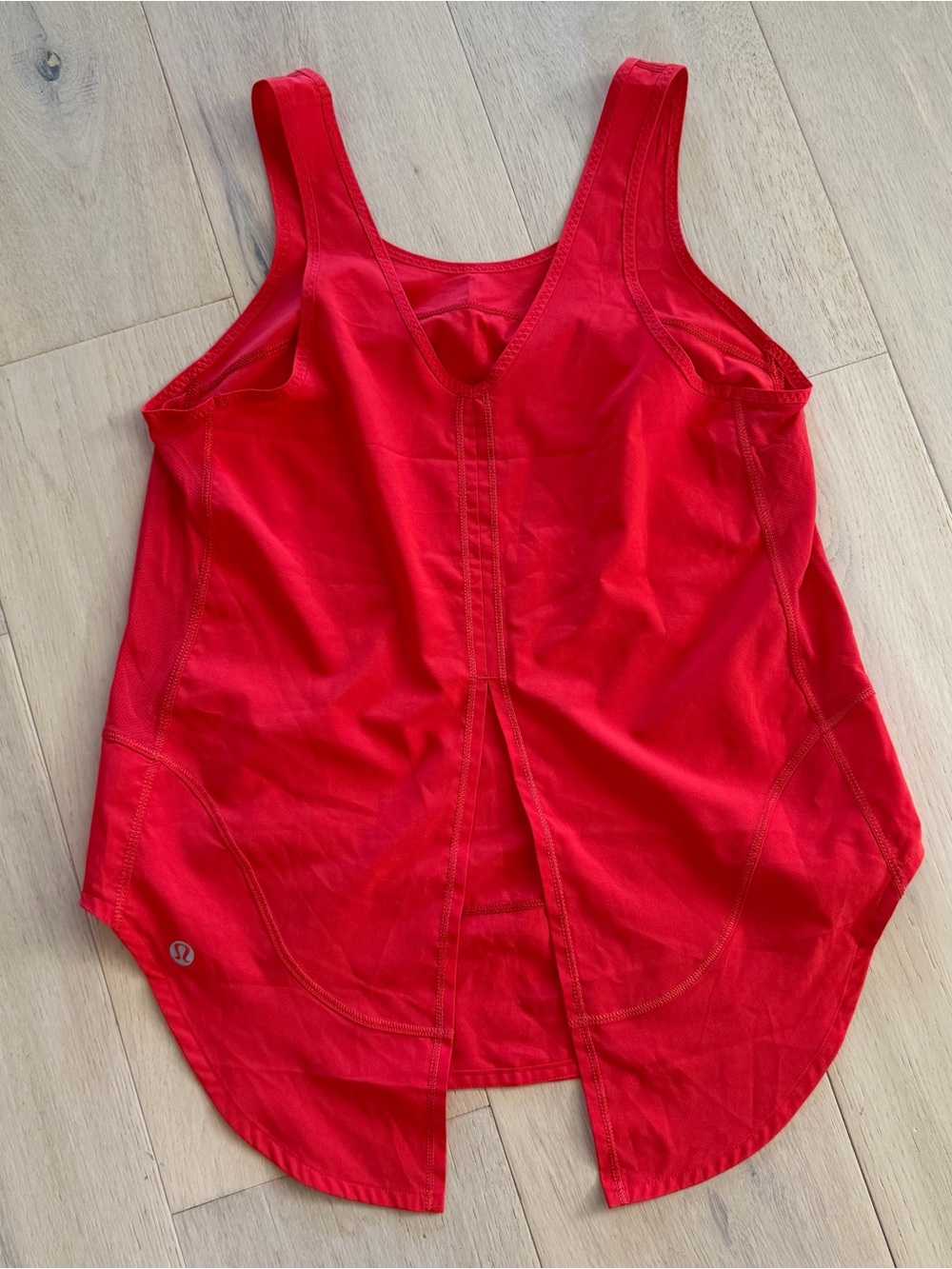 Tank top - Picture 2 of 3